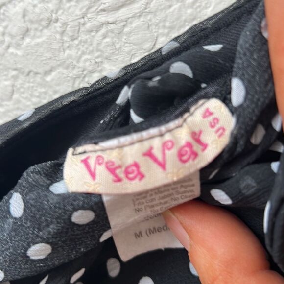 ❄️ Cute sleeveless top Great Condition! - Picture 4 of 4